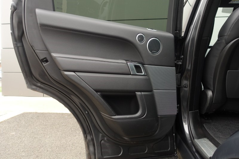 2022 (22) LAND ROVER RANGE ROVER SPORT 3.0 D300 HSE Silver 5dr Auto 5196474