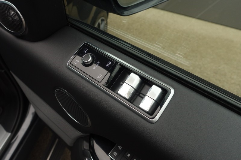 2022 (22) LAND ROVER RANGE ROVER SPORT 3.0 D300 HSE Silver 5dr Auto 5196469