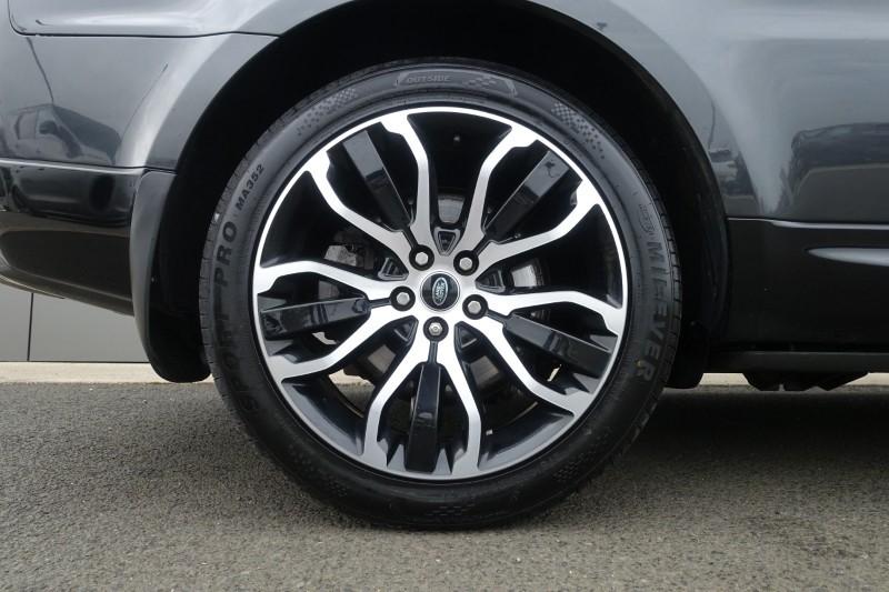 2022 (22) LAND ROVER RANGE ROVER SPORT 3.0 D300 HSE Silver 5dr Auto 5196439