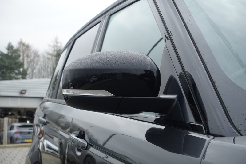 2022 (22) LAND ROVER RANGE ROVER SPORT 3.0 D300 HSE Silver 5dr Auto 5196436