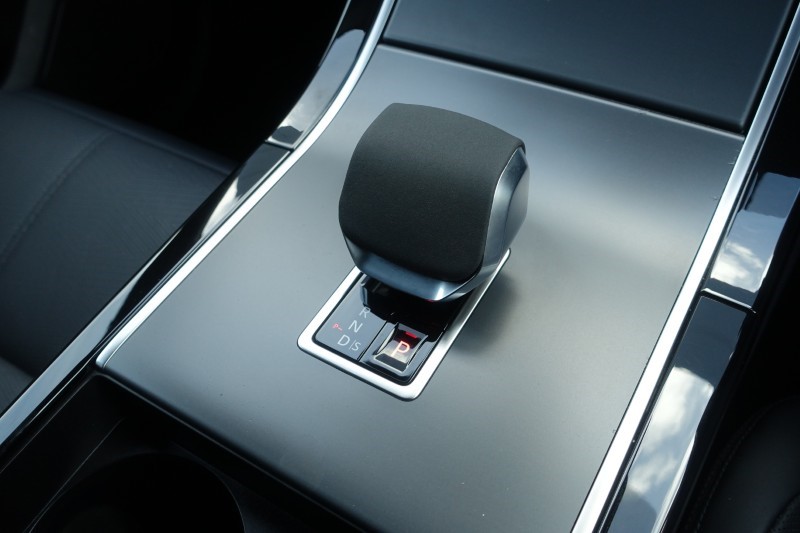 2023 (23) LAND ROVER RANGE ROVER VELAR 2.0 P400e Dynamic HSE 5dr Auto 5183239