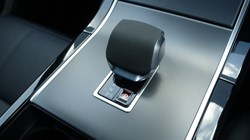 2023 (23) LAND ROVER RANGE ROVER VELAR 2.0 P400e Dynamic HSE 5dr Auto 5183239