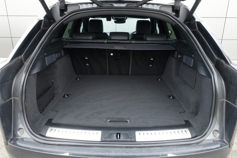 2023 (23) LAND ROVER RANGE ROVER VELAR 2.0 P400e Dynamic HSE 5dr Auto 5183236