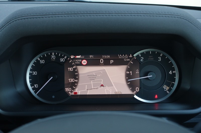 2023 (23) LAND ROVER DEFENDER 3.0 D300 X-Dynamic SE 110 5dr Auto 5149834