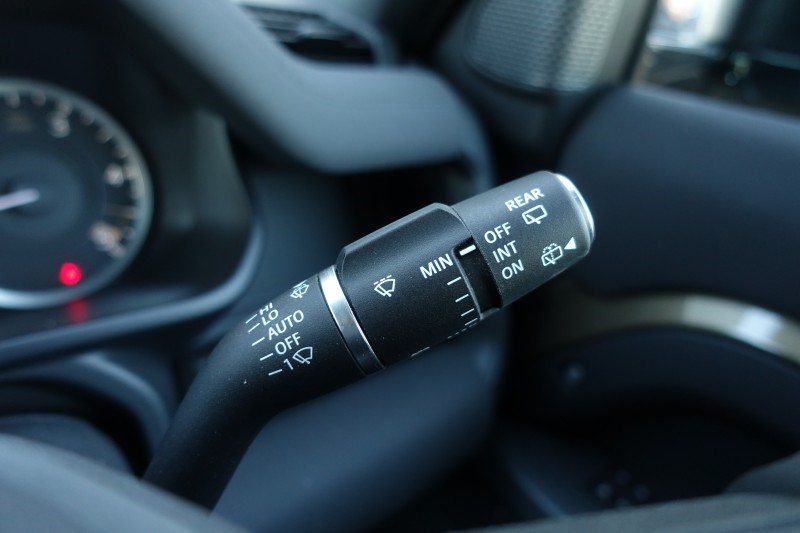 2023 (23) LAND ROVER DEFENDER 3.0 D300 X-Dynamic SE 110 5dr Auto 5149856