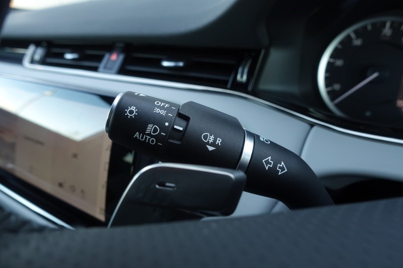 2023 (23) LAND ROVER RANGE ROVER EVOQUE 2.0 D200 R-Dynamic HSE 5dr Auto 5149725