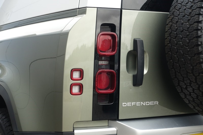 2021 (21) LAND ROVER COMMERCIAL DEFENDER 3.0 D200 Hard Top Auto [3 Seat] 5637522