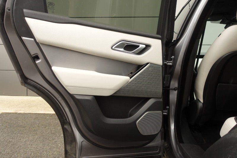 2022 (22) LAND ROVER RANGE ROVER VELAR 2.0 D200 Edition 5dr Auto 5178141