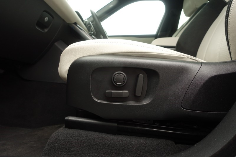 2022 (22) LAND ROVER RANGE ROVER VELAR 2.0 D200 Edition 5dr Auto 5178146