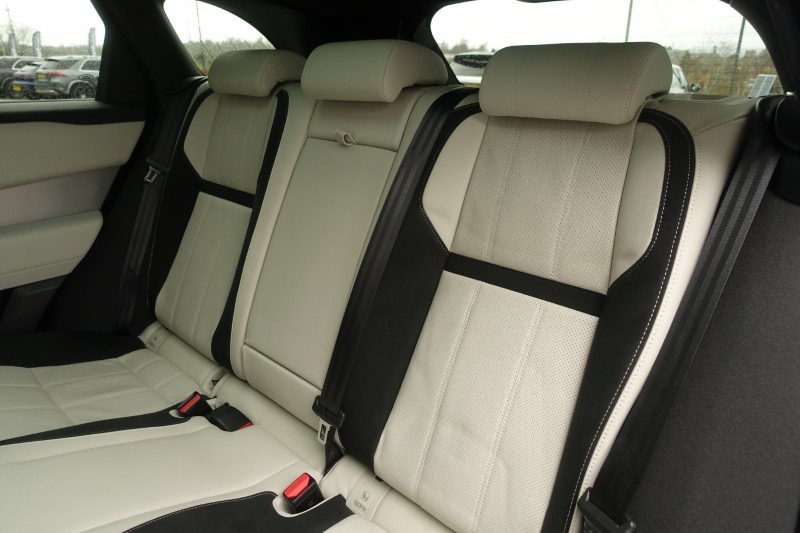 2022 (22) LAND ROVER RANGE ROVER VELAR 2.0 D200 Edition 5dr Auto 5178143