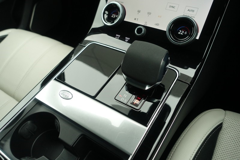 2022 (22) LAND ROVER RANGE ROVER VELAR 2.0 D200 Edition 5dr Auto 5178097