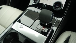 2022 (22) LAND ROVER RANGE ROVER VELAR 2.0 D200 Edition 5dr Auto 5178097