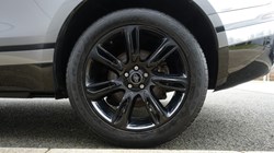 2022 (22) LAND ROVER RANGE ROVER VELAR 2.0 D200 Edition 5dr Auto 5178115