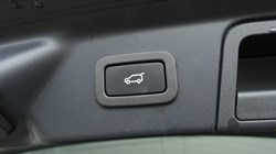 2022 (22) LAND ROVER RANGE ROVER VELAR 2.0 D200 Edition 5dr Auto 5178119