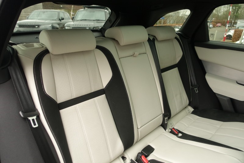 2022 (22) LAND ROVER RANGE ROVER VELAR 2.0 D200 Edition 5dr Auto 5178139