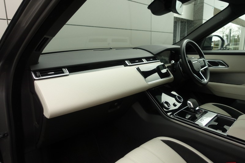 2022 (22) LAND ROVER RANGE ROVER VELAR 2.0 D200 Edition 5dr Auto 5178145