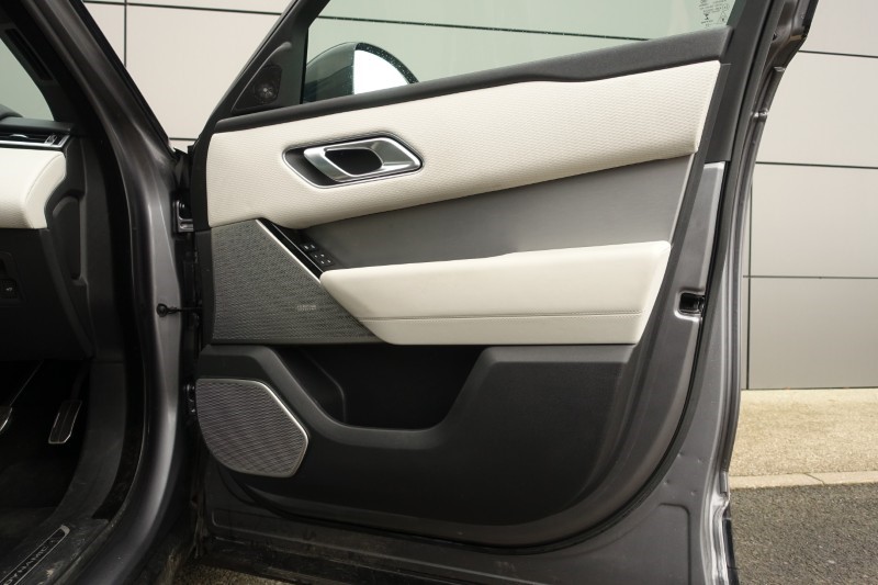 2022 (22) LAND ROVER RANGE ROVER VELAR 2.0 D200 Edition 5dr Auto 5178134