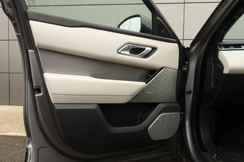 2022 (22) LAND ROVER RANGE ROVER VELAR 2.0 D200 Edition 5dr Auto 5178144