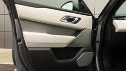 2022 (22) LAND ROVER RANGE ROVER VELAR 2.0 D200 Edition 5dr Auto 5178144