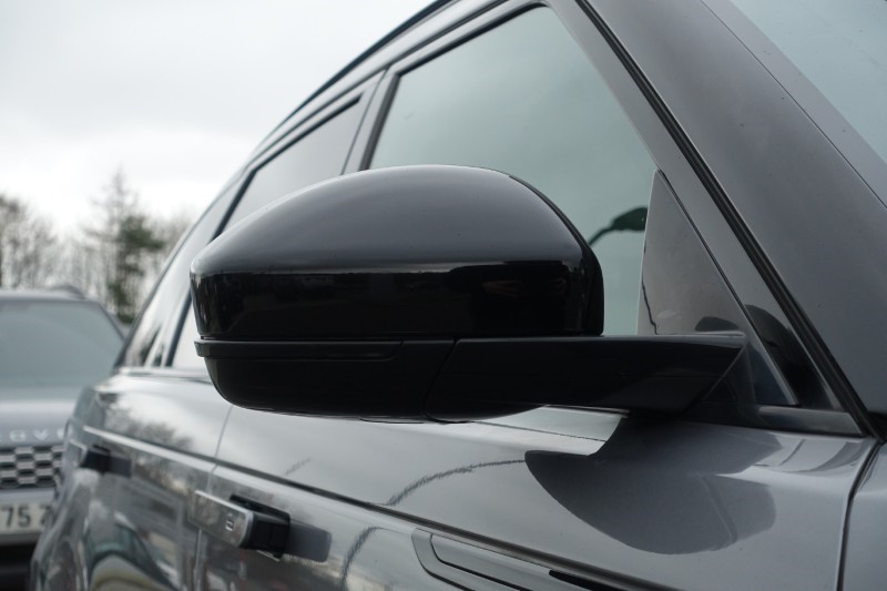 2022 (22) LAND ROVER RANGE ROVER VELAR 2.0 D200 Edition 5dr Auto 5178109