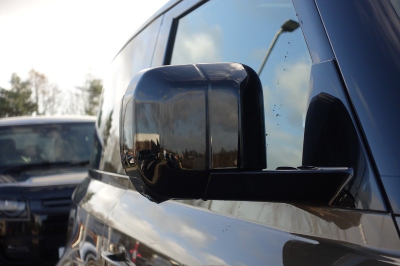 2023 (72) LAND ROVER DEFENDER 3.0 D250 X-Dynamic SE 90 3dr Auto 5179245