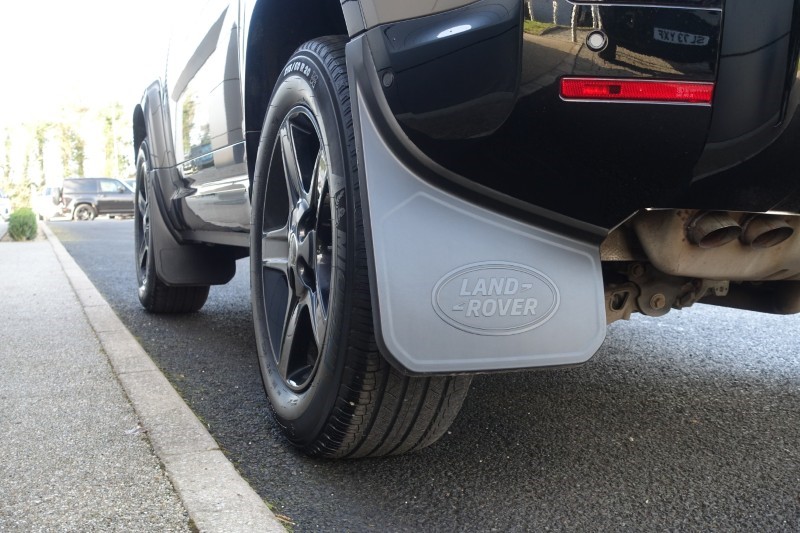 2023 (72) LAND ROVER DEFENDER 3.0 D250 X-Dynamic SE 90 3dr Auto 5179253