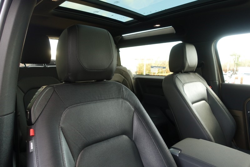 2023 (72) LAND ROVER DEFENDER 3.0 D250 X-Dynamic SE 90 3dr Auto 5179271