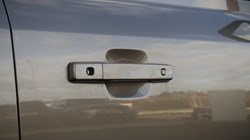 2023 (72) LAND ROVER DEFENDER 3.0 D250 X-Dynamic SE 90 3dr Auto 5179246