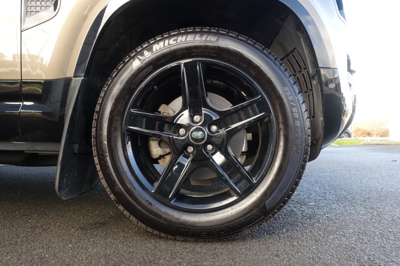 2023 (72) LAND ROVER DEFENDER 3.0 D250 X-Dynamic SE 90 3dr Auto 5179230