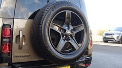 2023 (72) LAND ROVER DEFENDER 3.0 D250 X-Dynamic SE 90 3dr Auto 5179251