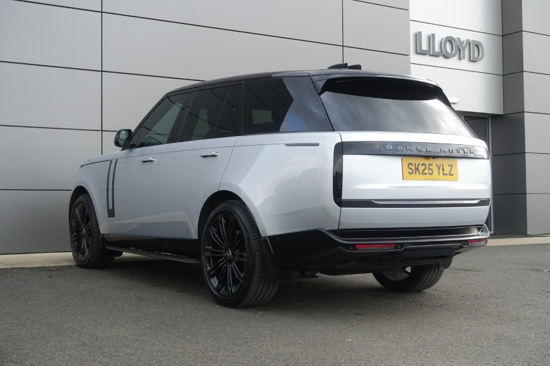 2025 (25) LAND ROVER RANGE ROVER 3.0 P400 Autobiography 4dr Auto