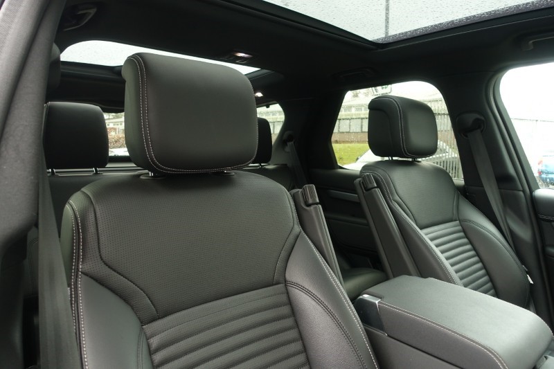 2023 (23) LAND ROVER DISCOVERY 3.0 D300 Dynamic SE 5dr Auto 5215652