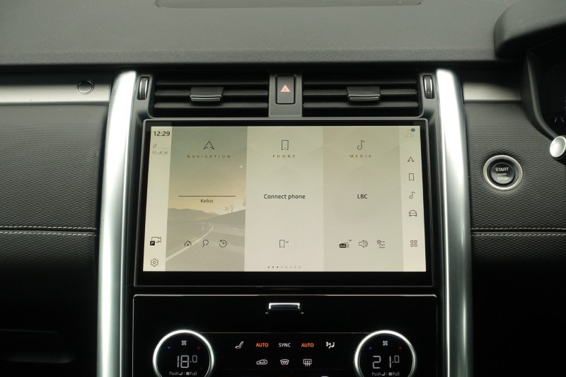 2023 (23) LAND ROVER DISCOVERY 3.0 D300 Dynamic SE 5dr Auto 5215619