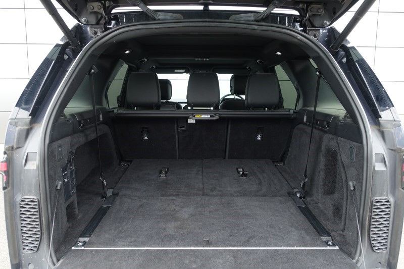 2023 (23) LAND ROVER DISCOVERY 3.0 D300 Dynamic SE 5dr Auto 5215615