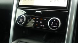 2023 (23) LAND ROVER DISCOVERY 3.0 D300 Dynamic SE 5dr Auto 5215649