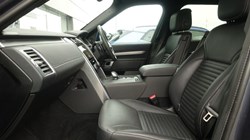 2023 (23) LAND ROVER DISCOVERY 3.0 D300 Dynamic SE 5dr Auto 5215608