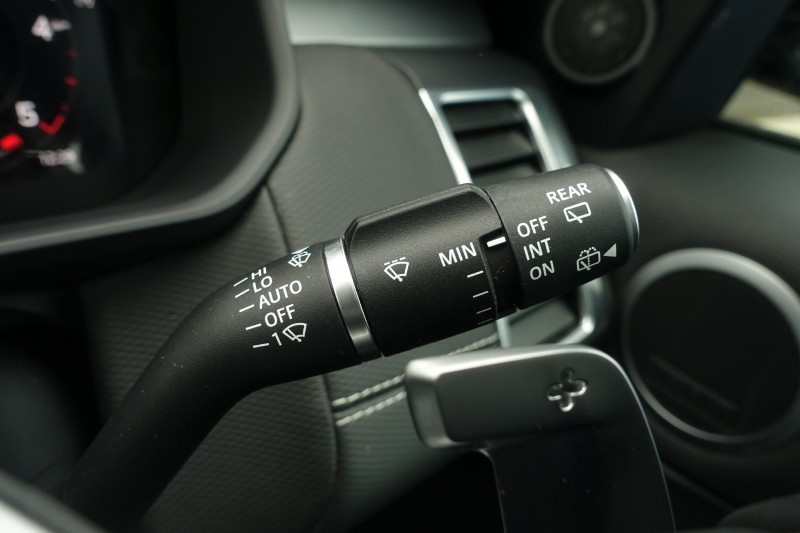 2023 (23) LAND ROVER DISCOVERY 3.0 D300 Dynamic SE 5dr Auto 5215638