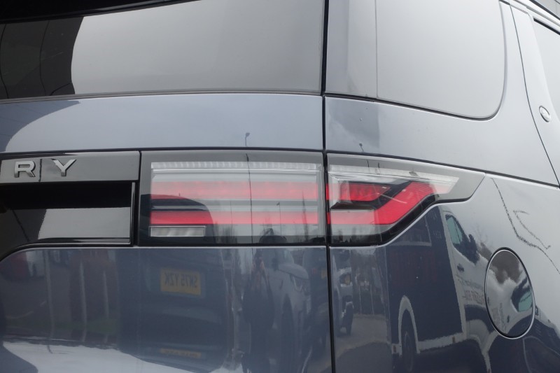 2023 (23) LAND ROVER DISCOVERY 3.0 D300 Dynamic SE 5dr Auto 5215631