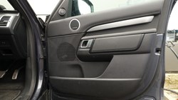 2023 (23) LAND ROVER DISCOVERY 3.0 D300 Dynamic SE 5dr Auto 5215655