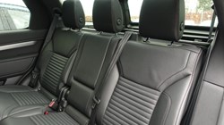 2023 (23) LAND ROVER DISCOVERY 3.0 D300 Dynamic SE 5dr Auto 5215663