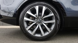 2023 (23) LAND ROVER DISCOVERY 3.0 D300 Dynamic SE 5dr Auto 5215630