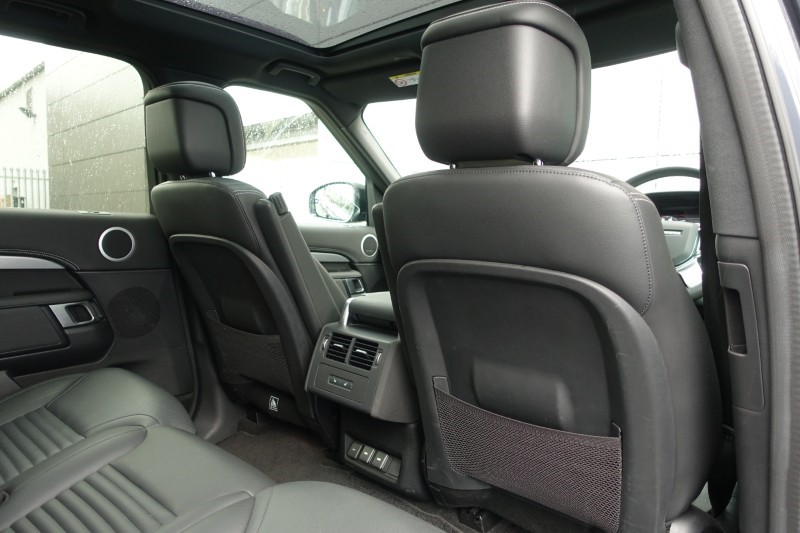 2023 (23) LAND ROVER DISCOVERY 3.0 D300 Dynamic SE 5dr Auto 5215658