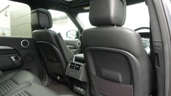 2023 (23) LAND ROVER DISCOVERY 3.0 D300 Dynamic SE 5dr Auto 5215658