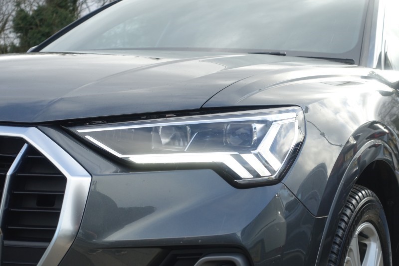 2019 (19) AUDI Q3 45 TFSI Quattro S Line 5dr S Tronic 5176899