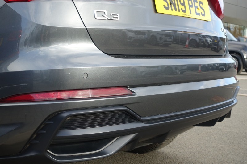 2019 (19) AUDI Q3 45 TFSI Quattro S Line 5dr S Tronic 5176895