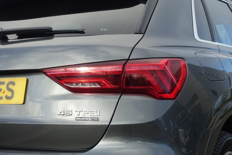 2019 (19) AUDI Q3 45 TFSI Quattro S Line 5dr S Tronic 5176893