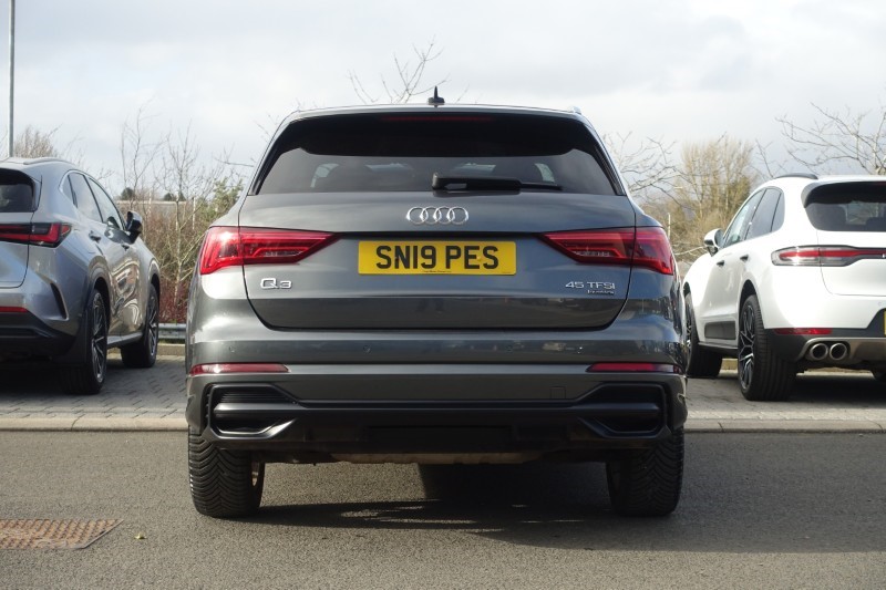 2019 (19) AUDI Q3 45 TFSI Quattro S Line 5dr S Tronic 5176878