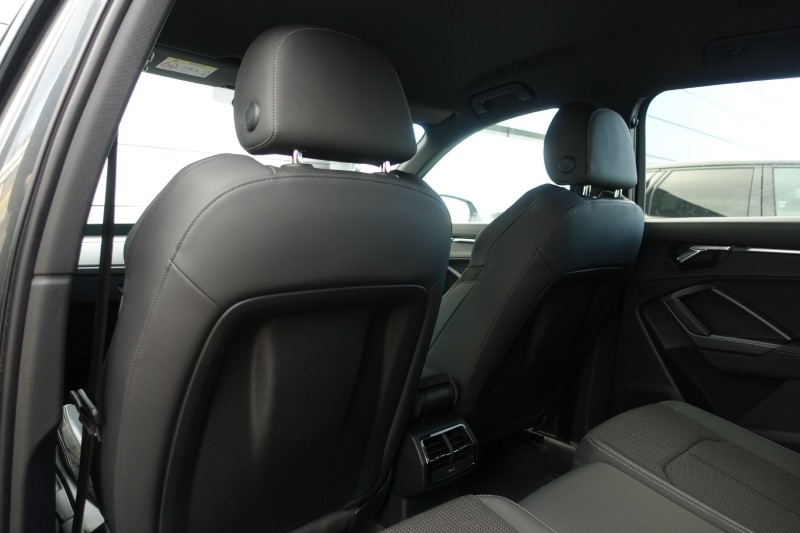 2019 (19) AUDI Q3 45 TFSI Quattro S Line 5dr S Tronic 5176922