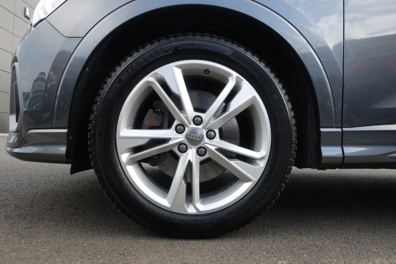 2019 (19) AUDI Q3 45 TFSI Quattro S Line 5dr S Tronic 5176897