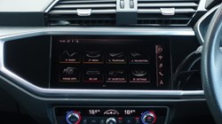 2019 (19) AUDI Q3 45 TFSI Quattro S Line 5dr S Tronic 5176883